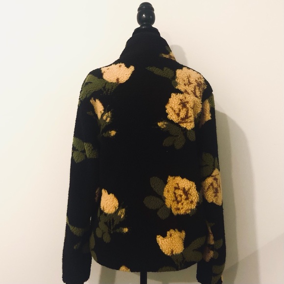 Polar Sweater (Hot Lava) - Picture 2 of 2